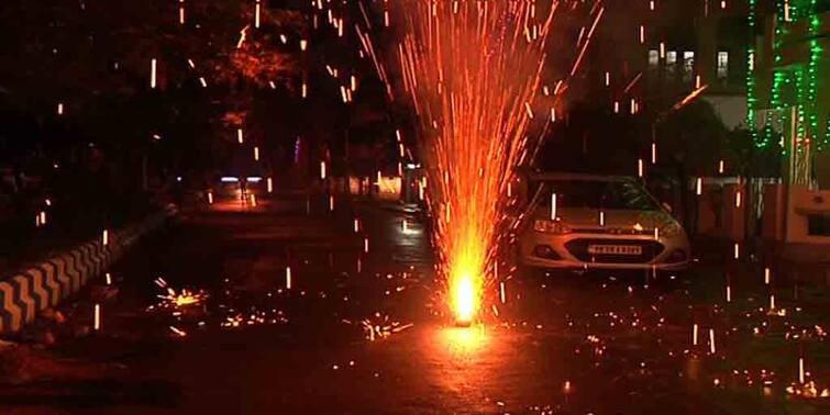 Diwali 2021 High Court Bans All Kind Of Crackers On Kalipuja Chhat Diwali Diwali 2021: কালীপুজোয় কোনও ধরনের বাজি পোড়ানো যাবে না ! গত বছরের নির্দেশিকাই বহাল রাখল আদালত