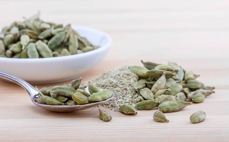 Health Tips benefits of cardamom, know the details Health Tips: স্বাদ-গন্ধের সঙ্গে হাজারো উপকার এলাচের