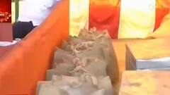 WB Bypoll: উপনির্বাচনে ভোটকর্মীদের কাছে থাকবে থার্মাল গান, স্যানিটাইজার| Bangla News