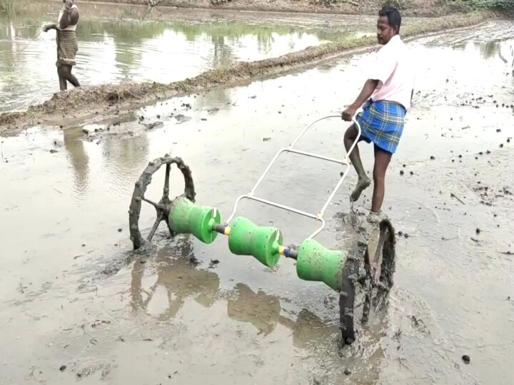 டிரம் ஷீடர் இயந்திரம் மூலம் நெல் விதைத்து அதிக லாபம் ஈட்டும் மயிலாடுதுறை விவசாயி...!