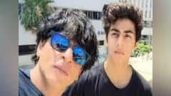 Aryan Khan Released : 22 दिन बाद Jail से रिहा हुए आर्यन, पिता Shahrukh Khan के साथ पहुंचे 'Mannat'