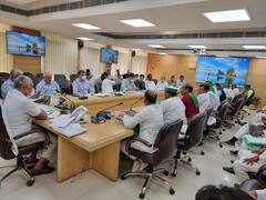 Lucknow: किसानों की समस्याओं को लेकर भारतीय किसान यूनियन और यूपी सरकार की हुई बैठक, जानें किन-किन मुद्दों पर हुई चर्चा