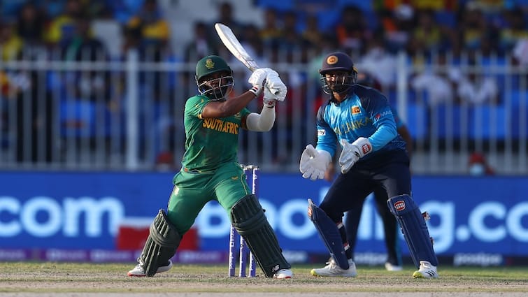 ICC T20 WC 2021: South Africa won the match by 4 wickets against Sri Lanka in Match 25 at Sharjah Cricket Stadium SL vs SA, Innings Highlight: রুদ্ধশ্বাস ম্যাচে শ্রীলঙ্কাকে ৪ উইকেটে হারিয়ে দিল দক্ষিণ আফ্রিকা