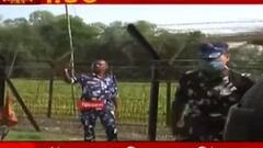 WB Bypoll: কাঁটাতার পেরিয়ে গণতন্ত্রের উৎসবে সামিল ছিটমহলের বাসিন্দারা| Bangla News