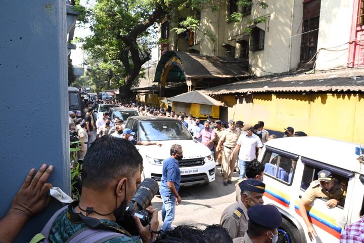 ৭ অক্টোবর থেকে জেলে ছিলেন আরিয়ান। বেশ কয়েকবার তাঁর জামিনের আবেদন খারিজ হয়।
