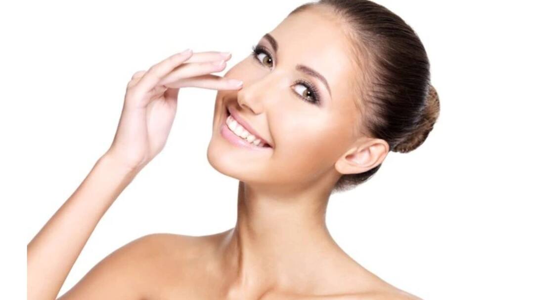 Simple Ayurvedic face packs that you must try at home, know in details Ayurvedic Face Packs: উজ্জ্বল ত্বক পেতে দারুণ উপকারী আয়ুর্বেদিক ফেসপ্যাক, কীভাবে বাড়িতে বানাবেন?