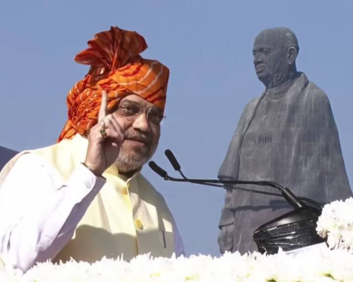 Patel's Birth Anniversary: Amit Shah participates in the function at Statue of Unity, Kevadia Gujarat Patel's Birth Anniversary: अमित शाह बोले- एक सरदार सदियों तक अलख जगाता है, भारत का भविष्य उज्ज्वल है