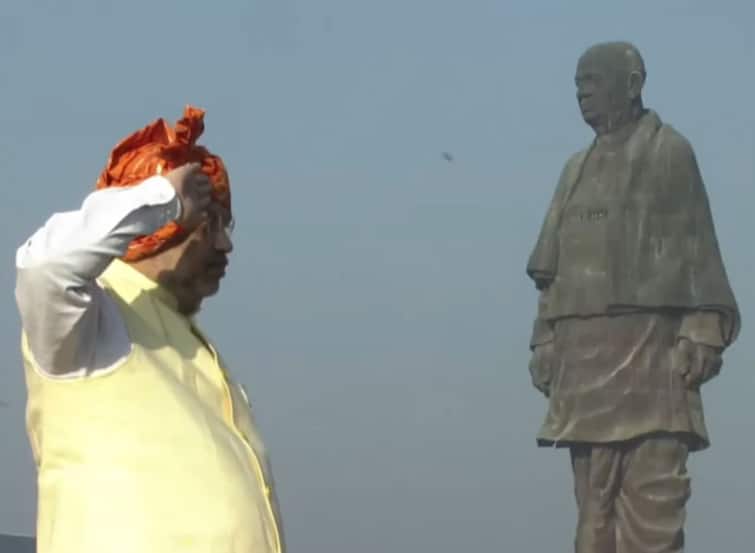 Patel's Birth Anniversary: अमित शाह ने Statue of Unity पर पटेल को दी श्रद्धांजलि, 'राष्ट्रीय एकता दिवस' की दी शुभकामनाएं