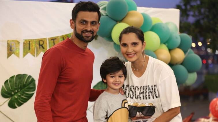 Sania Mirza and Shoaib Malik: Sania and Shoaib shocked everyone amidst divorce news, will host talk show together Sania Mirza and Shoaib Malik: છૂટાછેડાના સમાચાર વચ્ચે સાનિયા અને શોએબે બધાને ચોંકાવી દીધા, સાથે મળીને કરશે આ કામ...