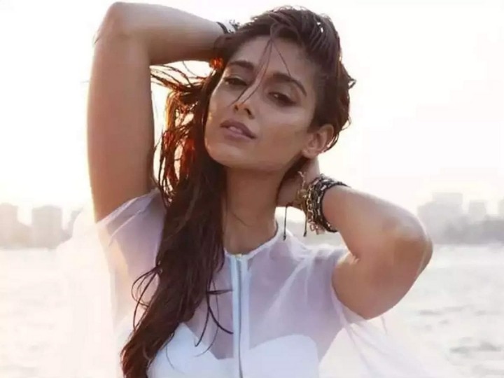 खाना बनाते हुए कटी दो उंगलियां, फूट-फूटकर बच्चों की तरह रोईं Ileana D’Cruz, सोशल मीडिया पर शेयर कीं तस्वीरें