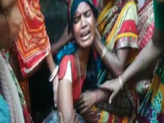 Malda: ভিন রাজ্যে ট্রেন দুর্ঘটনায় পরিযায়ী শ্রমিকের মৃত্যু, সৎকারে সম্প্রীতির নজির মালদায়