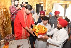 ਦੇਵੀ ਤਲਾਬ ਮੰਦਰ ਜਲੰਧਰ ਪਹੁੰਚ  ਮੁੱਖ ਮੰਤਰੀ ਚੰਨੀ ਨੇ ਕੀਤਾ ਵੱਡਾ ਐਲਾਨ