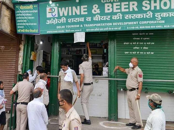 Liquor will be expensive in Delhi, know when the prices will increase Liquor Rate in Delhi: दिल्ली में महंगी होगी शराब, जानें कितनी और कब से बढ़ेगी कीमतें