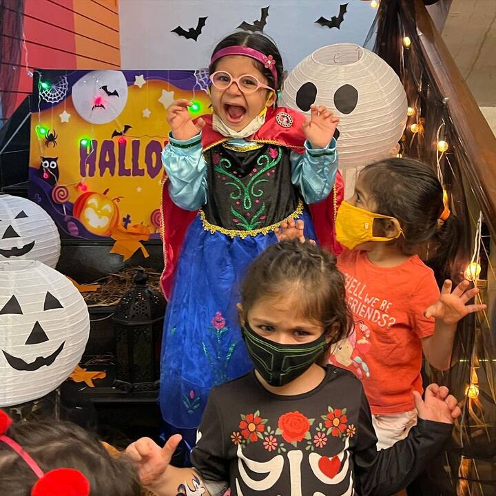 সমস্ত ছবি সৌজন্যে সোহা আলি খানের ইনস্টাগ্রাম অ্যাকাউন্ট।