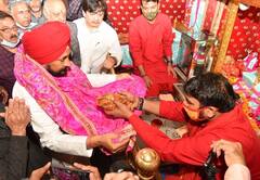 ਦੇਵੀ ਤਲਾਬ ਮੰਦਰ ਜਲੰਧਰ ਪਹੁੰਚ  ਮੁੱਖ ਮੰਤਰੀ ਚੰਨੀ ਨੇ ਕੀਤਾ ਵੱਡਾ ਐਲਾਨ