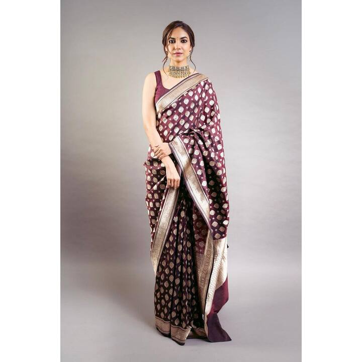 (Image credit: Instagram) వరుడు కావలెను సినిమాతో మరో హిట్ అందుకుంది అందాల భామ రీతూ వర్మ.