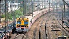 Local Train: ৫০ শতাংশ যাত্রীর নীতি শিকেয় তুলে সোনারপুরে ভিড়ে ঠাসা ট্রেনের কম্পার্টমেন্ট। Bangla News