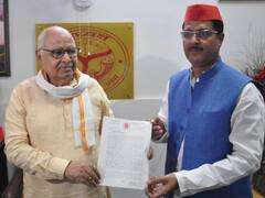 UP Election 2022: चुनाव से पहले बागी हुए अमेठी से सपा विधायक राकेश प्रताप सिंह, इस्तीफा देकर अनशन पर बैठे