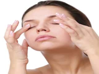 શિયાળામાં ત્વચાને ચમકદાર રાખવી છે, કરો આ કામ