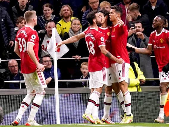 Premier League: लिवरपूल के खिलाफ बड़ी हार से निराश दर्शकों को रोनाल्डो ने दिया फिर से झूमने का मौका, यूनाइटेड ने टोटेनहम पर दर्ज की एकतरफा जीत Premier League: लिवरपूल के खिलाफ बड़ी हार से निराश दर्शकों को रोनाल्डो ने दिया फिर से झूमने का मौका, यूनाइटेड ने टोटेनहम पर दर्ज की एकतरफा जीत