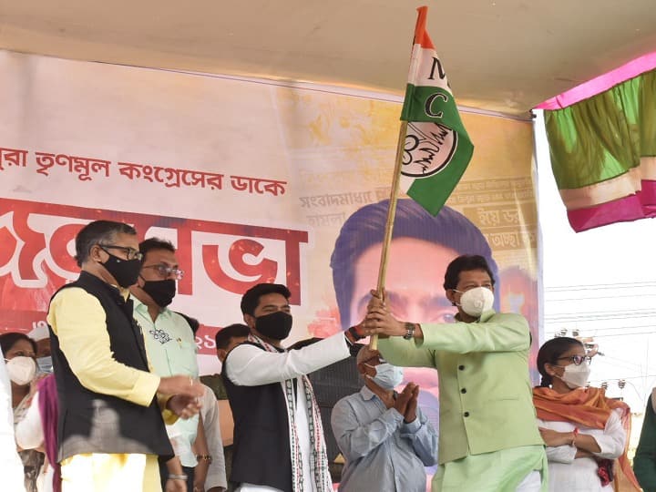 BJP’s Rajib Banerjee Returns To TMC, Says ‘Can’t Accept Politics Of Hatred And Divisive Ideology’ BJP’s Rajib Banerjee Returns To TMC, Says ‘Can’t Accept Politics Of Hatred And Divisive Ideology’
