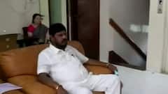 Sameer Wankhede VS Nawab Malik; Family meets Ramdas Athawale; Latter asks Malik to stop accusing Wankhede