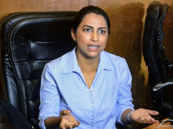 Nawab Malik vs Sameer Wankhede: બહેન પર લાગેલા આરોપને લઈ ભડકી સમીર વાનખેડેની પત્ની, ક્હ્યું- નવાબ મલિક પર.........