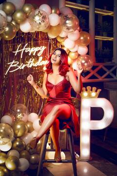 Parno Mittra Birthday: লাল পোশাকে নজরকাড়া 'বার্থ ডে গার্ল' পার্নো, পার্টির সঙ্গী মিমি-অনিন্দ্য