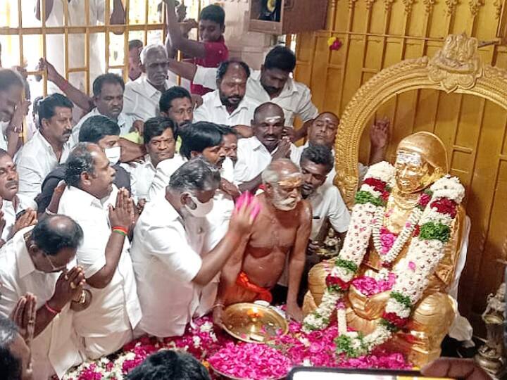 Ramanathapuram: AIADMK co-ordinator O. Panneer Selvam pays homage at Muthuramalingam Devar Memorial in Pasubonni குருபூஜையன்று மிஸ்ஸான ஓ.பி.எஸ்:இன்று பசும்பொன்னில் ஆஜர்...!