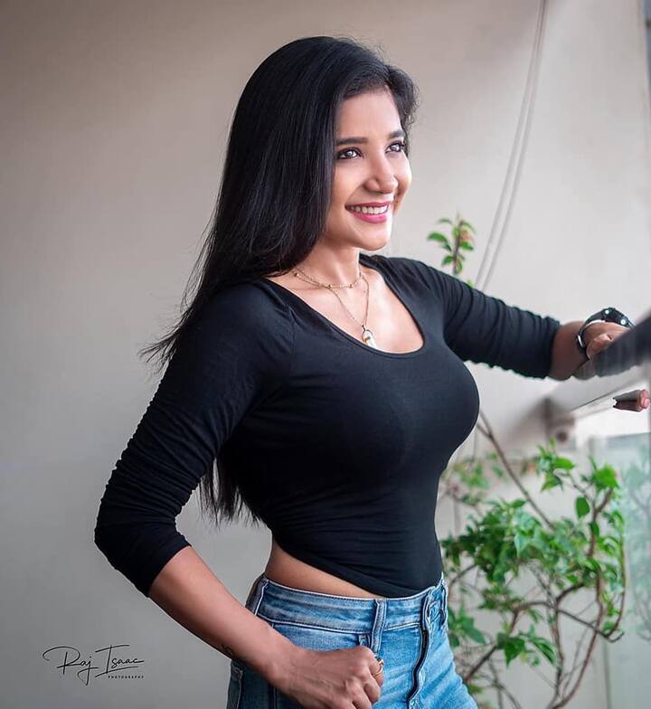 ஏன் இன்று, ஏன் இன்று, உன் அழகுகள் இக்கணம் பதறியது