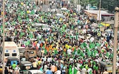 Amaravati Farmers Padayatra : ఏకైక రాజధానిగా అమరావతి లక్ష్యం.. రాజధాని రైతుల పాదయాత్ర ప్రారంభం ! వైఎస్ఆర్‌సీపీ మినహా అన్ని పార్టీల మద్దతు !