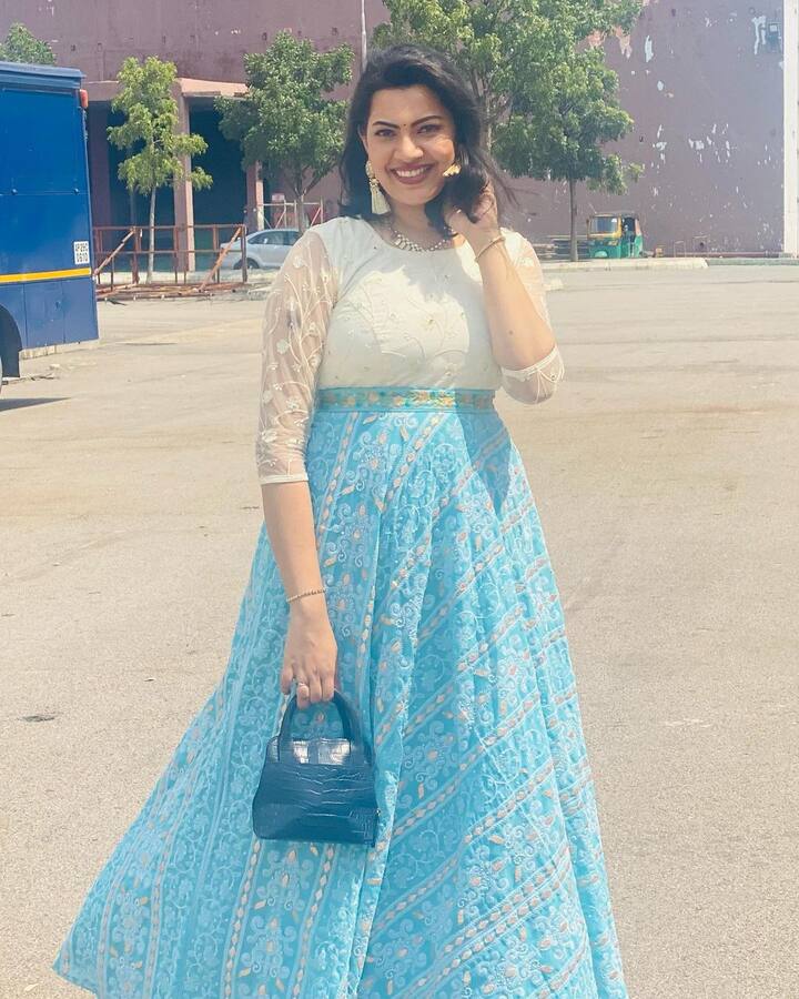 సింగర్ గీతామాధురి పిక్స్ (Image credit: Instagram)
