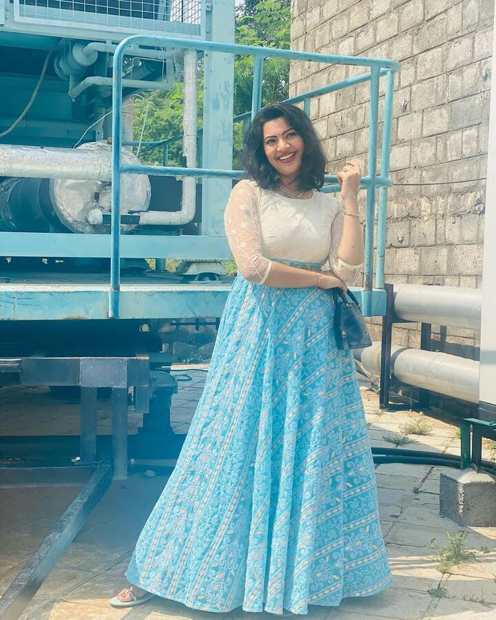 సింగర్ గీతామాధురి పిక్స్ (Image credit: Instagram)