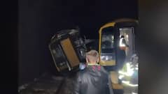 आपस में टकराईं दो ट्रेनें, 17 लोग घायल, रेस्क्यू ऑपरेशन जारी | Salisbury Train Crash
