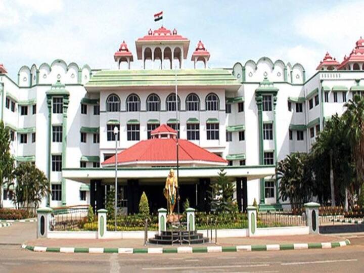 Madurai High Court ordered to conduct Kumbabhishekam event at Nellai Sri Muthumalai Amman temple for hindu aranilaya thurai - TNN நெல்லை ஸ்ரீ முத்துமாலை அம்மன் கோயில் கும்பாபிஷேக விழா;  அறநிலையத்துறை நடத்த நீதிமன்றம் உத்தரவு