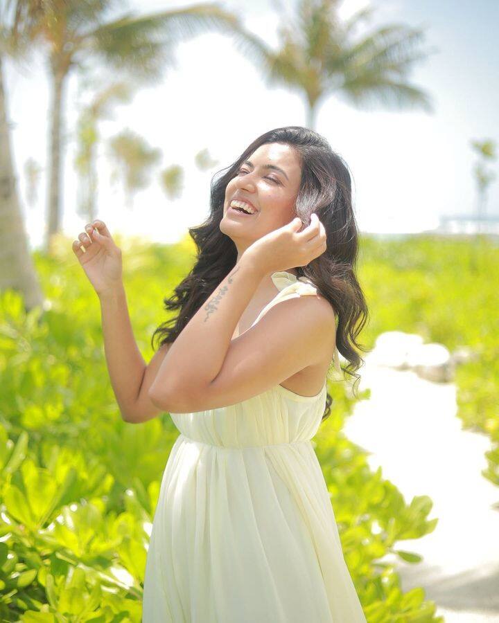 உன்னை அள்ளி தானே உயிர் நூலில் கோர்ப்பேன்