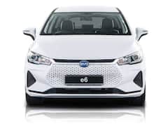 BYD MPV e6: ఒక్కసారి చార్జ్ చేస్తే 520 కిలోమీటర్లు.. సూపర్ ఎలక్ట్రిక్ కారు ఇదే!