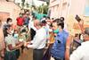 திருச்சி மாவட்டத்தில் திறக்கப்பட்ட பள்ளிகள்...! - மாணவர்களை பூங்கொத்து தந்து வரவேற்ற ஆட்சியர்...!