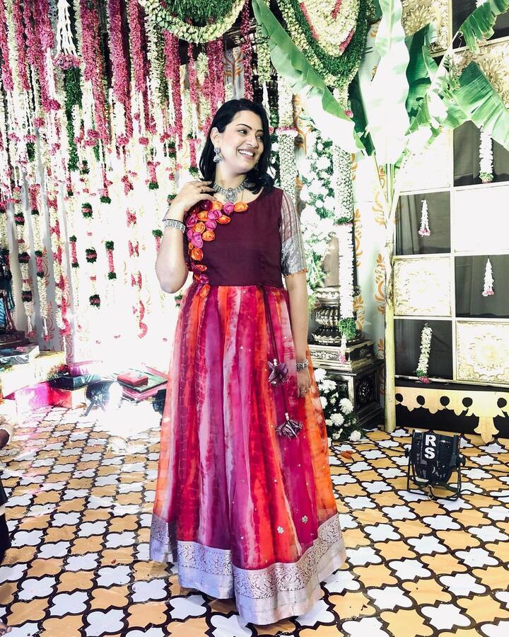 2008లో విడుదలైన నచ్చావులే సినిమాలోని ‘నిన్నే నిన్నే’ పాటతో పాపులర్ అయింది గీతా. ఆ పాటకు నంది అవార్డు కూడా అందుకుంది. (Image credit: Instagram)