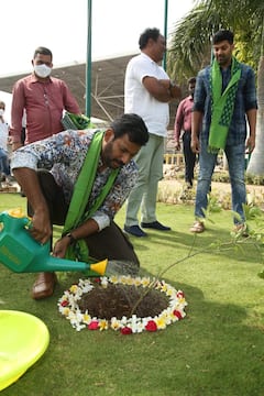 Green India Challenge: గ్రీన్ ఇండియా ఛాలెంజ్.. 'పునీత్ రాజ్ కుమార్' పేరుతో మెుక్క నాటిన విశాల్