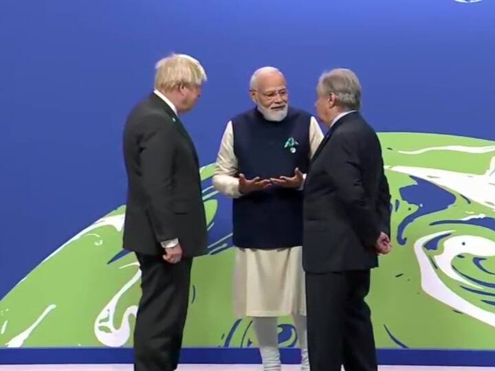 PM Modi at COP26 World Leaders' Summit in Glasgow Scotland COP26 World Leaders' Summit: पीएम मोदी ग्लासगो में सीओपी26 में हिस्‍सा लेने पहुंचे, जलवायु परिवर्तन पर देंगे मंत्र