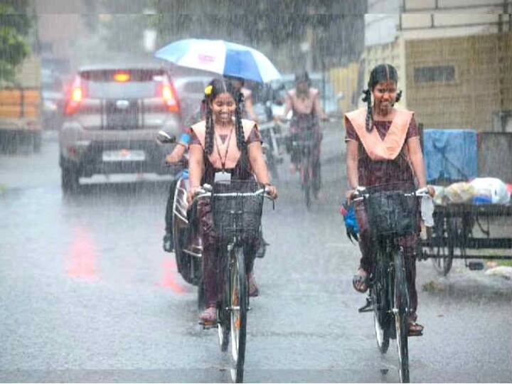 full details of which districts schools are leave for rain tamilnadu Schools Leave : தமிழ்நாட்டில் கனமழையால் எந்தெந்த மாவட்டங்களில், இன்று விடுமுறை தெரியுமா..?