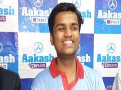 NEET UG Result 2021: न्यूरो सर्जन बनना चाहते हैं 5वां स्थान पाने वाले शुभम अग्रवाल, रिकॉर्ड में दर्ज हुआ मेरठ का नाम 