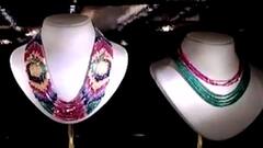 Diwali 2021 : बुलढाण्यात धनत्रयोदशीच्या मुहूर्तावर बाजारपेठा गजबजल्या, सराफा दुकानांमध्ये गर्दी