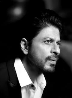 HBD Shah rukh khan: பாலிவுட் பாட்ஷா எஸ்ஆர்கே பிறந்த நாள் க்ளிக்ஸ்!