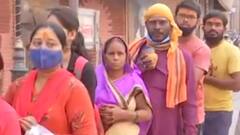 Dhanteras के मौके पर आगरा और वाराणसी में दिखा ऐसा मनमोहक नजारा | Hindi News