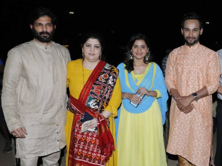 राज ठाकरेंसोबतच्या भेटीचा अनुभव खूपच अविस्मरणीय असल्याची भावना  ऋता आणि अंजिक्यने व्यक्त केली.