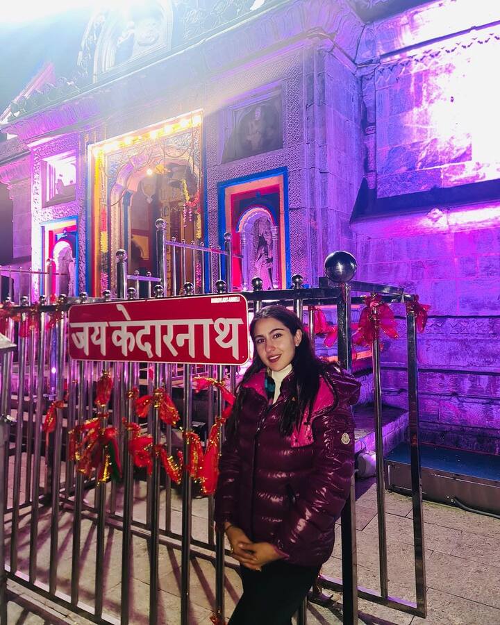 వారిద్దరి తీర్థయాత్రల ఫోటోలను మీరూ చూసి ఆనందించండి. (Image credit: Instagram)
