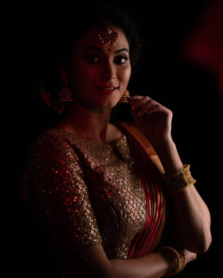 बिग बॉस च्या घरात वाईल्ड कार्ड द्वारे आलेली निथा ही हिंदी आणि मराठीमधील लोकप्रिय अभिनेत्री आहे. (photo: neethashetty_official/IG)