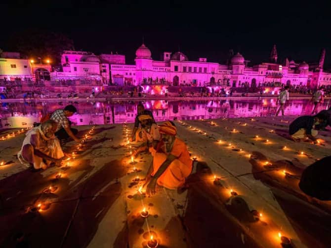 Diwali 2021 Ayodhya Preparations For Deepotsav Is Completed, Know In  Details Ann | Ayodhya Deepotsav 2021: Preparations Are Underway To Break  Records On Fifth Deepotsav, Scheduled To Be Held In Ayodhya This